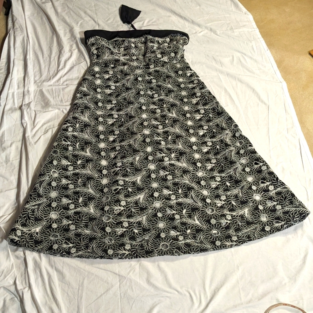 NWT Long Maeve Anthropologie Lace Cutout Formal Black &‎ White Dress| Sz 14 - Picture 8 of 15
